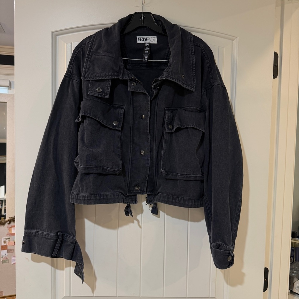 Beach Riot Black Utility Cropped Jacket